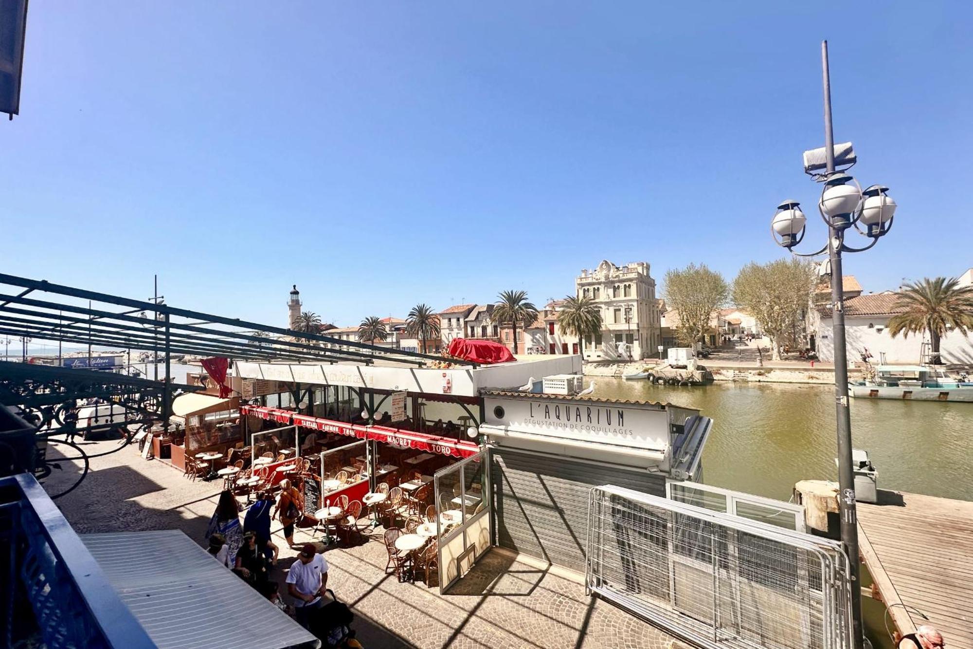 Les Palmiers - Appartement Une Chambre Vue Canal Льо Гро-дю-Роа Екстериор снимка